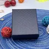 Caja de Joyería 7*7 Princesa Blanca Estilo Europeo 5*5 Caja para Pendientes Caja para Collares 5*8 Caja de Joyería de Papel Kraft 9*9 Caja con Patrón de Diamante