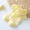 Meias infantis de renda para primavera e verão, meias de princesa em tela, meias infantis com borda de renda, meias brancas para dança, meias com detalhes em renda.