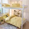 Juego de ropa de cama de cuatro piezas de algodón lavado, estilo nórdico simple con bordes festoneados, funda de edredón y sábana bajera, juego de tres piezas para dormitorios de estudiantes, adecuado para todas las estaciones