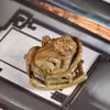 Sándalo verde sapo de acantilado mecedora ganador de la vida pieza de mano talla de sapo texto cómodo para jugar adornos de escritorio