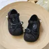 Zapatos de princesa para niñas dulces 2026 primavera y otoño nuevos zapatos negros de cuero para niños, elegantes zapatos para niños pequeños de suela blanda