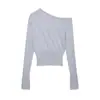 Outono 2025 Nova Moda Feminina Europeia e Americana Transfronteiriça Suéter com Ombro Inclinado Gola Alta Fenda W085 340086