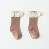 Meias Infantis Primavera e Outono Novas Cor Pura Renda Meias de Meia Panturrilha para Meninas Meias de Bebê Sem Costura Antiderrapantes Meias de Bebê