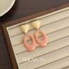 Aretes Dopamina Rosa Dulce Ovalados de Amor Geométricos Combinables Diarios para Ir al Trabajo Resina Sentido Avanzado Aretes para Mujer