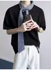 Camiseta tipo polo de manga corta para hombre con diseño patchwork de cuello americano, marca de moda veraniega con diseño único y bloques de color, top de manga corta para hombre
