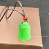Colgante Ojo de Gato al por mayor Hebilla Ping'an Nubes Propicias Ruyi Candado Wushi Pai Calle de las Mariposas Puesto Callejero Tráfico de Transmisión en Vivo Regalos para Impulsar Tráfico Joyería