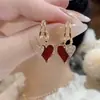 Nuevos Pendientes de Corazón Rojo Simples Elegantes Estilo Caliente 2024 Pendientes Elegantes para las Cuatro Estaciones Lujo Accesible Diseño de Nicho