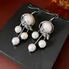 Pendientes de Plata Aguja Perla Gota de Agua Moda Retro Versátiles Pendientes de Botón Lujo Ligero Pendientes de Gama Alta con Sentido de Diseño Nicho