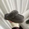 Zapatillas de Lana de Oso Estilo Nuevo para Mujer, Zapatos con Suela Gruesa que Aumentan la Altura, Botas de Nieve Engrosadas de Piel de Vaca y Forradas de Felpa, Suelas Antideslizantes para Exteriores