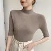 Suéter de malha de alta qualidade para mulheres, slim fit, gola alta discreta, manga três quartos, top interno de malha de manga média