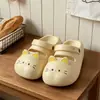 Ursinho Marrom Fofo Pet Casa Sola Grossa Par Roupa Externa Sapatos com Furos Suporte de Arco Anticolisão Chinelos EVA Feminino