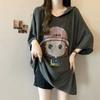 Camiseta com Capuz Estampada de Desenho Animado Tamanho Plus Size Manga Curta para Mulheres Verão 2025 Nova Solta Cobertura Visual Emagrecedor Gordura mm Tops para Mulheres
