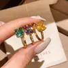 Anel Geométrico Aberto Quadrado de Zircônia Banhado a Ouro 18k Real Leve Luxo Toque de Alto Padrão Anel para Dedo Indicador Temperamento Fashion Joia de Mão