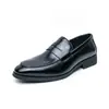 Zapatos de Vestir Formales para Hombre Estilo Británico Mocasines sin Cordones Puntiagudos de Moda Zapatos Casuales de Cuero de Caña Baja para Viajar