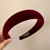 Faixa de Cabeça Simples com Aba Larga para Lavar o Rosto para Mulheres 2026 Nova Faixa de Cabelo de Luxo Acessório de Cabelo Antiderrapante de Alta Qualidade