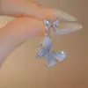 Pendientes de Mariposa Azul Hielo Cristalino de Moda Dulce y Frescos de Verano Aguja de Plata S925 Circonita Microincrustada Pendientes Versátiles