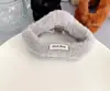 Clip de Felpa Nube de Imitación de Piel de Conejo para Otoño e Invierno Clip Versátil para el Cabello Clip Grande de Pelo de Piel Pinza de Tiburón para la Parte Posterior de la Cabeza