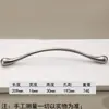 Maçaneta moderna minimalista para porta de guarda-roupa em liga de zinco, prata escovada fosca, puxador sólido de furo único para móveis de armário