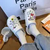 Sandalias zuecos para mujer ins antideslizantes 2022 nuevo estilo sandalias de media pantufla de punta cerrada para playa estilo perezoso para uso exterior en verano para mujer