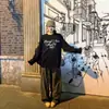Camiseta negra de manga larga de algodón puro estilo retro americano para mujer, corte holgado, con estampado de letras a la moda, adecuada para primavera y otoño