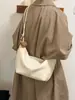 Nueva bolsa para dumplings de gran capacidad en color macarrón para mujer, nuevo estilo principios de primavera 2026, bolso de hombro y bandolera elegante y versátil