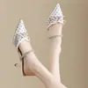 Mules stiletto bico fino com laço de bolinhas estilo francês para mulheres, novas sandálias elegantes de salto alto para o verão de 2026 para uso ao ar livre