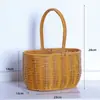 Bolso tipo cesta de flores arreglo floral cesta tejida de bambú maceta tejida arreglo floral cesta pequeña cesta tejida de paja niña de las flores cesta pequeña de ratán tejida