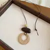 2026 Nuevo Estilo Abanico Tejido con Cuentas Flor en Forma de Abanico Collar Largo Estilo Étnico Bohemio Cadena para Clavícula Accesorio Versátil para el Cuello