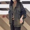 Jaqueta jeans curta feminina plus size, novo estilo outono 2026, manga longa, corte reto, versátil, modelagem solta