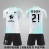 Conjunto de uniforme de futebol digital personalizado para escolas e equipes corporativas, estampa de padrão personalizado em corpo inteiro, jersey de secagem rápida e respirável