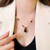 Collar Colgante de Calabaza con Piedra Ojo de Tigre Estilo Étnico Retro Cadena para Clavícula de Temperamento de Lujo Ligero Joyería Personalizada de Alta Gama Venta al por Mayor