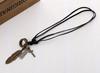 Collar de pluma de aleación popular de AliExpress Amazon collar de cuero vacuno ventas directas de fábrica