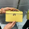 Lp19 Marmita Estilosa Versátil Novo Modelo 2025 Couro Genuíno Gigi Mesmo Estilo Couro de Avestruz Bolsa Transversal Armazenamento Bolsa de Mão