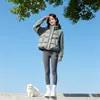 Jaqueta de Algodão com Manga Tricô Gola Alta Solta Estilo Coreano Feminina 2026 Inverno Curta Moda Grossa Quente Patchwork Casaco