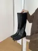 Botas simples e finas estilo retrô coreano de camurça, sem cadarço, botas longas para outono e inverno, versáteis com aumento interno de altura, botas de montaria acima do joelho