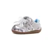 Zapatillas bonitas para niñas, zapatos de princesa con suela suave para bebé, nuevo modelo otoño 2026, zapatos individuales de conejito para niños, versión coreana