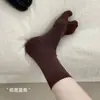 Meias femininas de outono e inverno estilo coreano, cor sólida, com separador de dedos, casuais e versáteis, sapatos com separador de dedos (dedo do pé de porco), meias listradas sem costura estilo japonês, com dois dedos