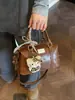 Bolso pequeño de alta calidad y elegante para mujer, nueva colección otoño 2026, gran capacidad, bolso de hombro versátil, bolso retro para el día a día