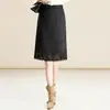 Elegante ribete de encaje calado, falda de gamuza ajustada al cuerpo para mujer, nueva colección otoño/invierno 2026, longitud midi, estilo bodycon, moderno