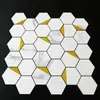 Pegatina de Pared Mosaico Hexagonal Hexagonal Blanco Oro Plata Negro Metal Cepillado Aluminio Panel de Plástico Autoadhesivo Decoración para Renovación de Paredes