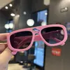 Óculos de Sol Estilosos em Formato de Boneca com Armação Quadrada, Novo Modelo Infantil, Óculos de Sol Transfronteiriços, Design Casual de Animal Marinho para Crianças