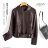 Chaqueta de Cuero Negra de Longitud Media para Mujer con Cuello Alto y Cinturón de Corbata, Nuevo Estilo Otoño e Invierno, Elegante Abrigo de Cuero