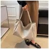 Nova Bolsa Coreana 2025 Bolsa de Mão Grande Feminina Design Retrô Versátil Bolsa Tote Casual de Ombro