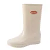 Las nuevas botas de lluvia de media pantorrilla para mujer son antideslizantes, elegantes, ligeras, de suela plana, resistentes al desgaste, adecuadas para acampar, hacer senderismo y trekking