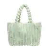 Bolsa de pelúcia nova transfronteiriça para outono e inverno, bolsa de mão casual moderna de grande capacidade, bolsa de ombro simples para o dia a dia para mulheres