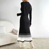 Suéter saia feminina Outono e Inverno 2025 Saia plissada listrada preto e branco Vestido suéter Saia longa Estilo quente transfronteiriço Amazon