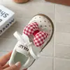 Zapatos Casuales Estilo Coreano para Niños 2026 Primavera y Verano Zapatillas de Moda de Malla a Cuadros con Lazo Grande para Niñas Zapatos de Princesa