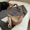Bolso Nuevo con Estampado de Leopardo Otoño/Invierno 2026 para Mujer, Bolso de Hombro Chic Vintage, Bolso Cruzado Texturizado para el Trabajo tipo Bollo