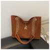 Bolsa de Ombro Texturizada com Corrente Vintage para Mulheres 2024 Chegada de Inverno Bolsa Fosca Estilosa Bolsa Tote para Mulheres