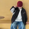 Ropa Infantil Tongku Colección Otoño 2026 Chaqueta para Niños con Elegante Bordado de Letras Estilo Coreano Bloque de Color Holgada con Cremallera Abrigo Infantil